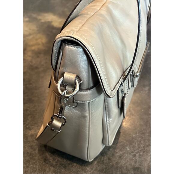 COACH Purse Leather Taylor Marin Flap Satchel Handbag Shoulder Bag Champ. Gold - Picture 6 of 16